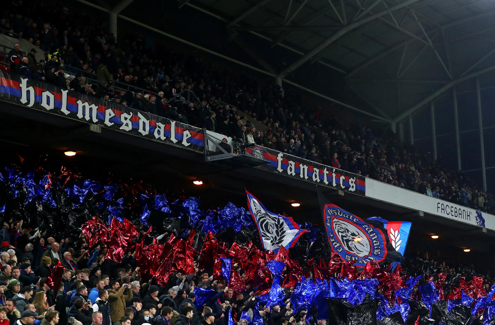 消防泄压口安装